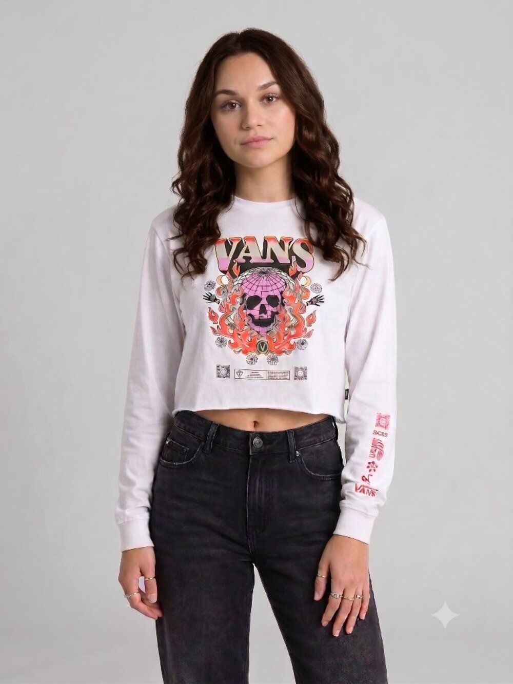 Vans Women's Medium White Distressed Skull Flames Long Sleeve Crop Top